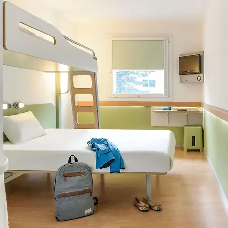 Ibis Budget Muenchen 3* 푸츠브룬
